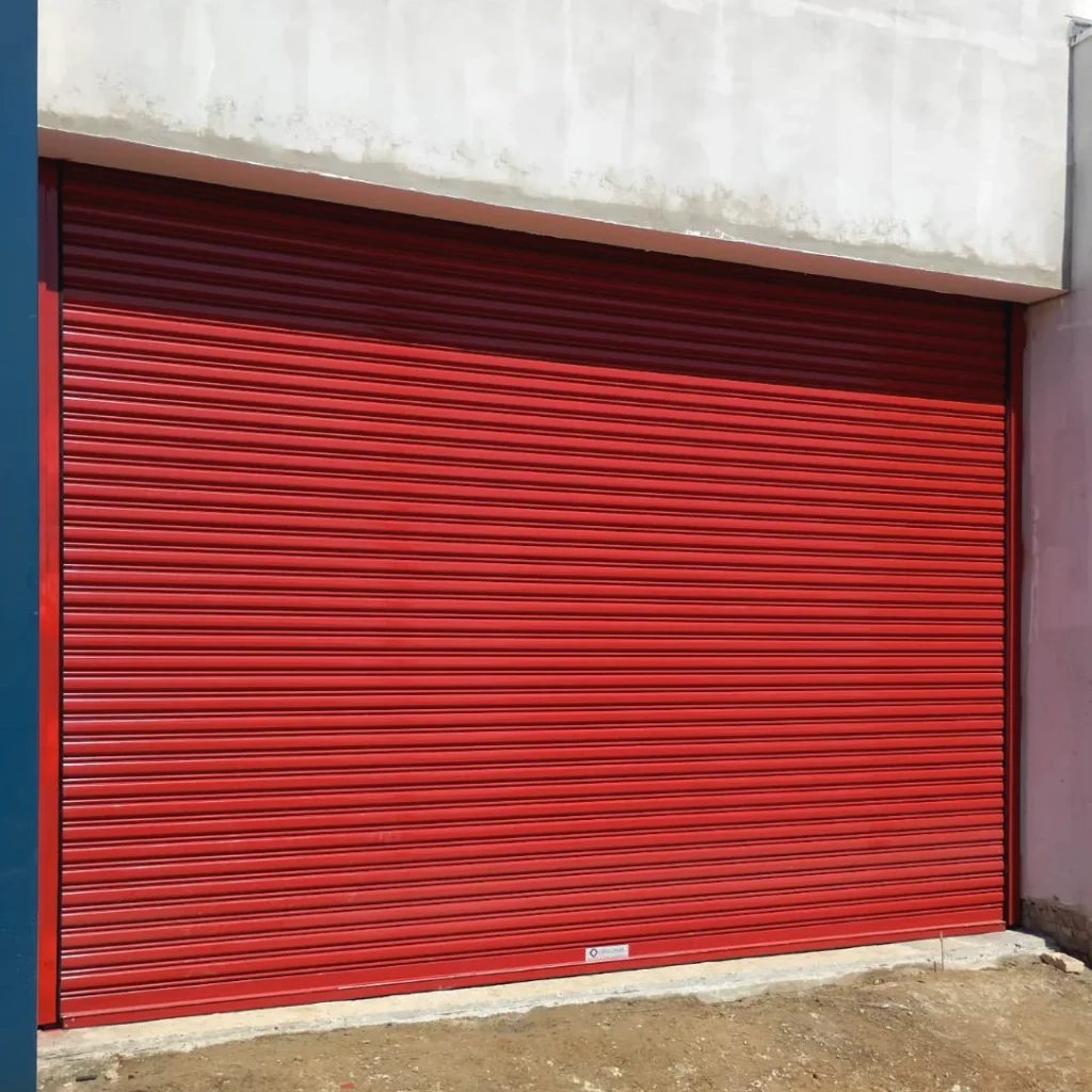 manutenção preventiva nas portas de enrolar