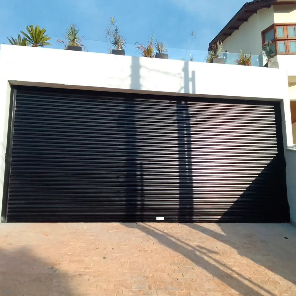 trava lâmina para porta de enrolar