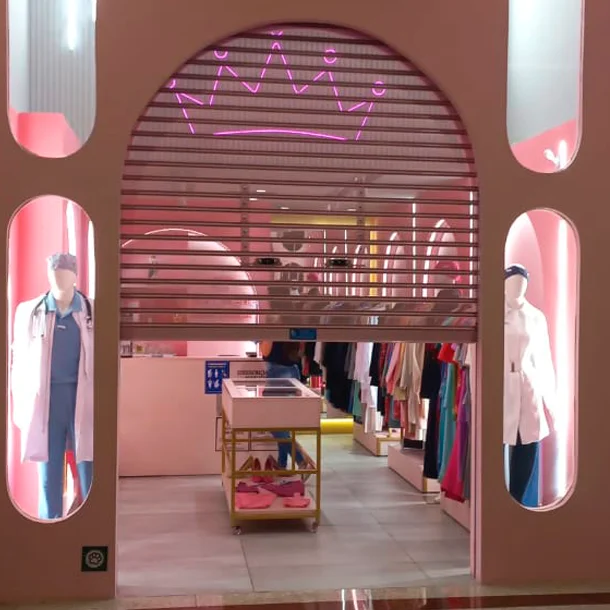 durabilidade de portas automáticas em espaços fechados